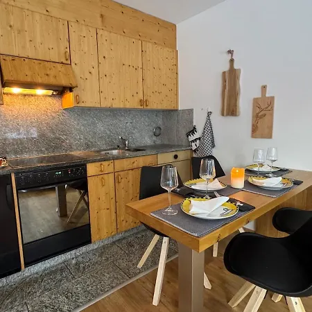 Schickes Im Herzen * Pontresina